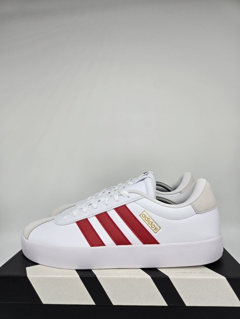 Adidas Men's VL Court 3.0 IF4464 White Scarlet Navy Shoes Size 11.5